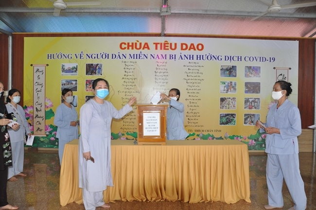 Towards the people in the South affected by Covid 19 of Tieu Dao Pagoda